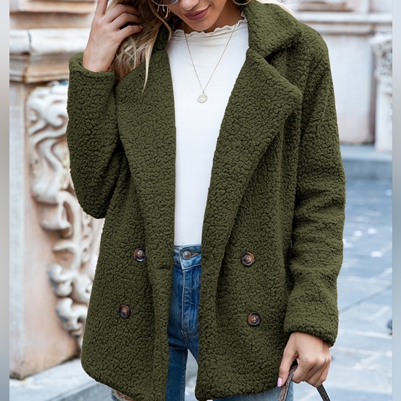 Sherpa Fusion Double-Breasted Coat - Green - Picture 3 of 4